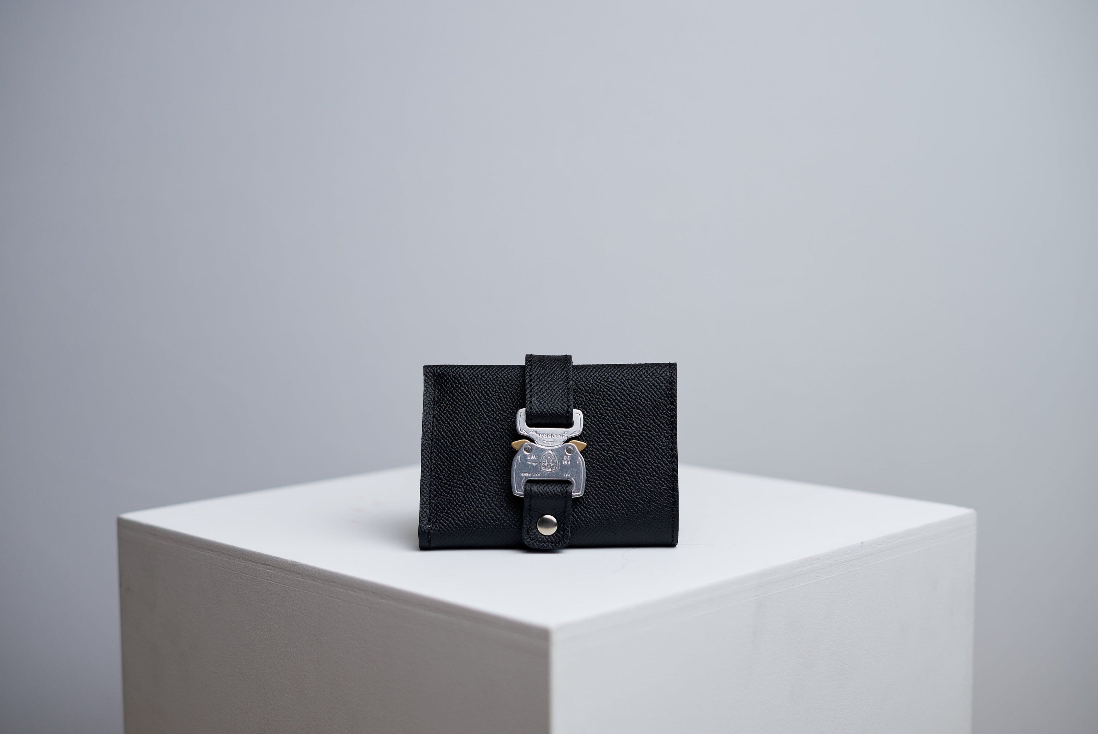 buckle wallet "mini" cheri