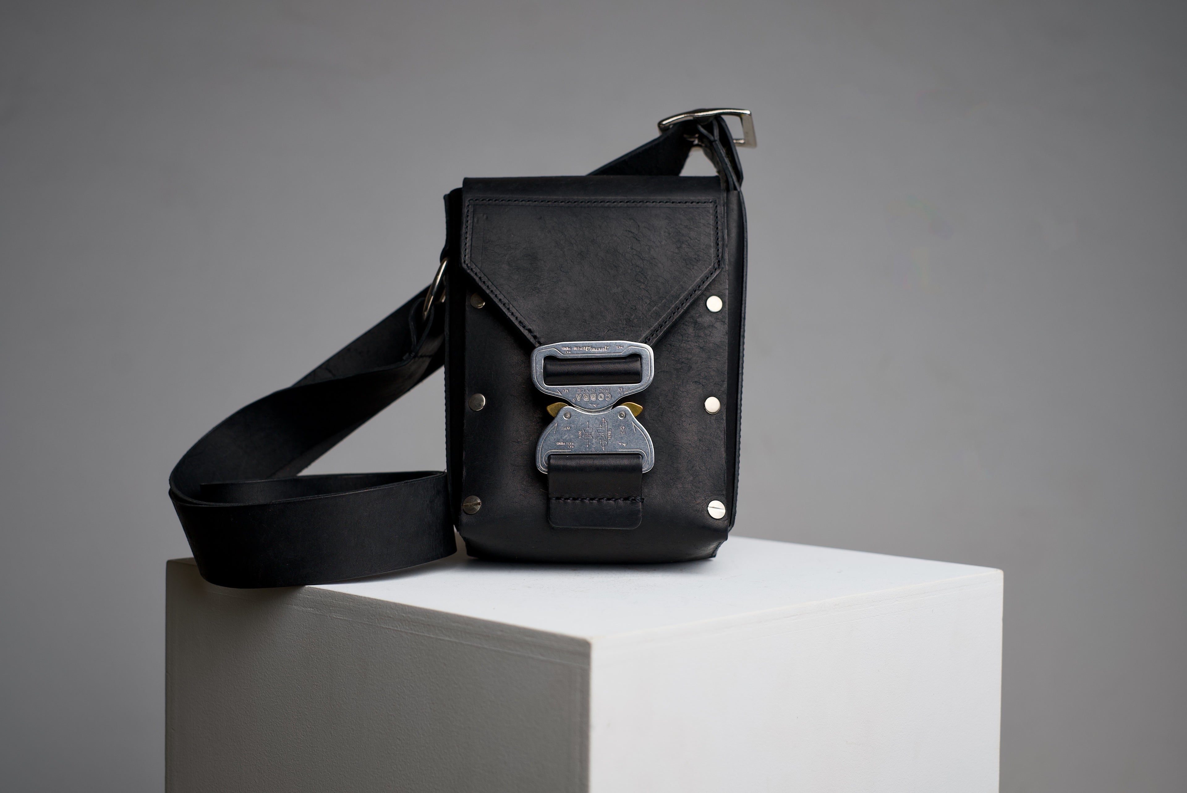 buckle bag "ARK" margot