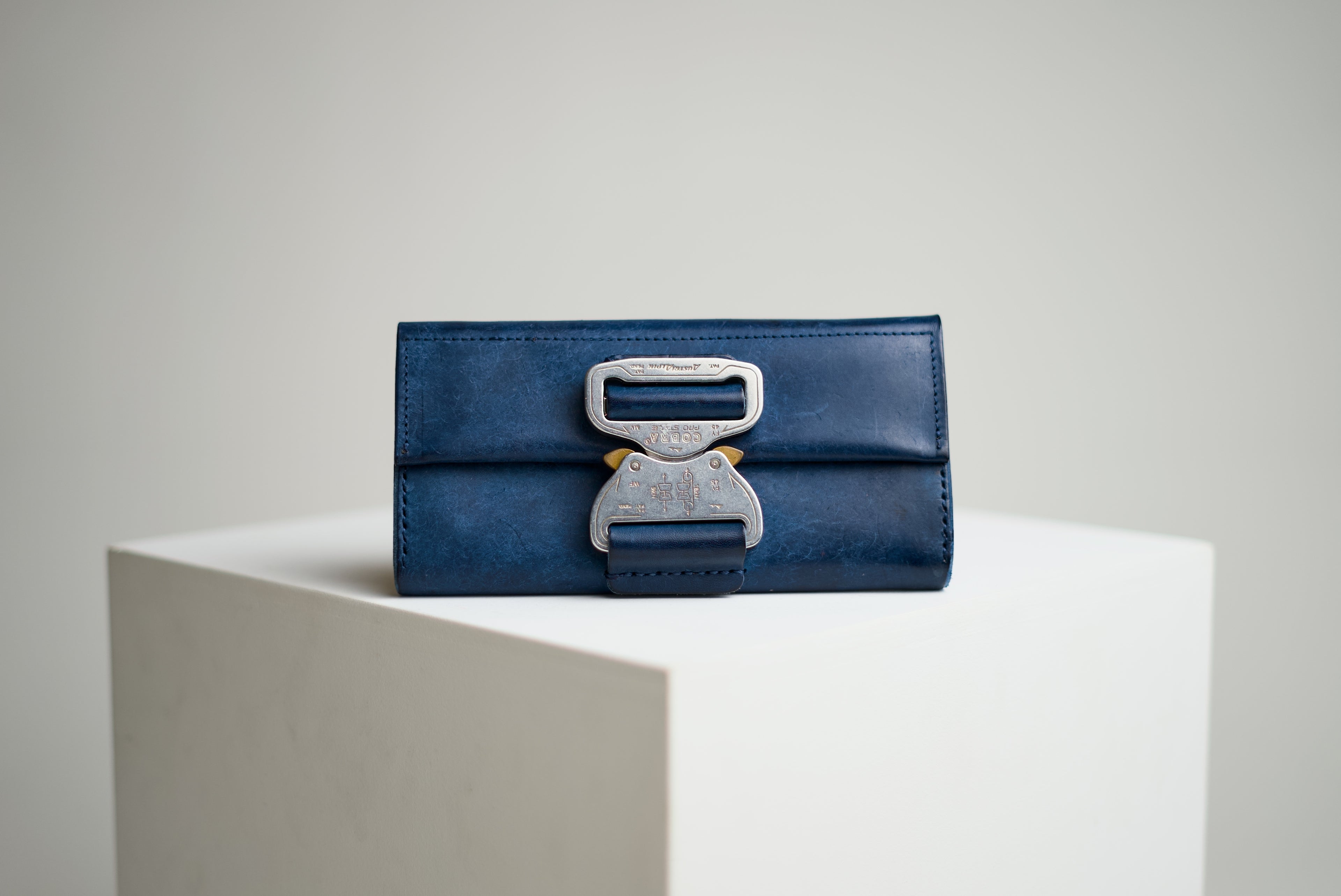 buckle wallet "long" margot