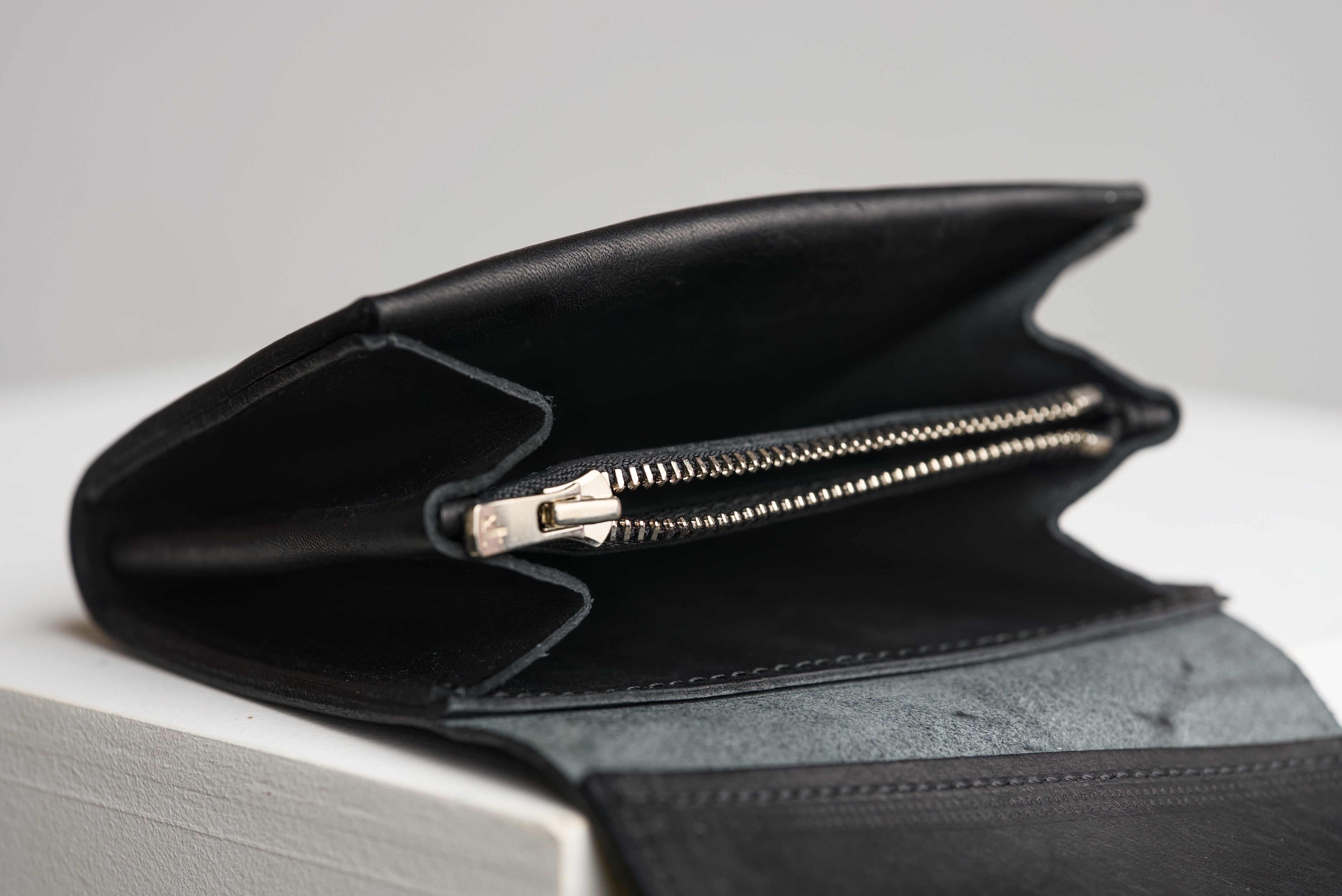 buckle wallet 