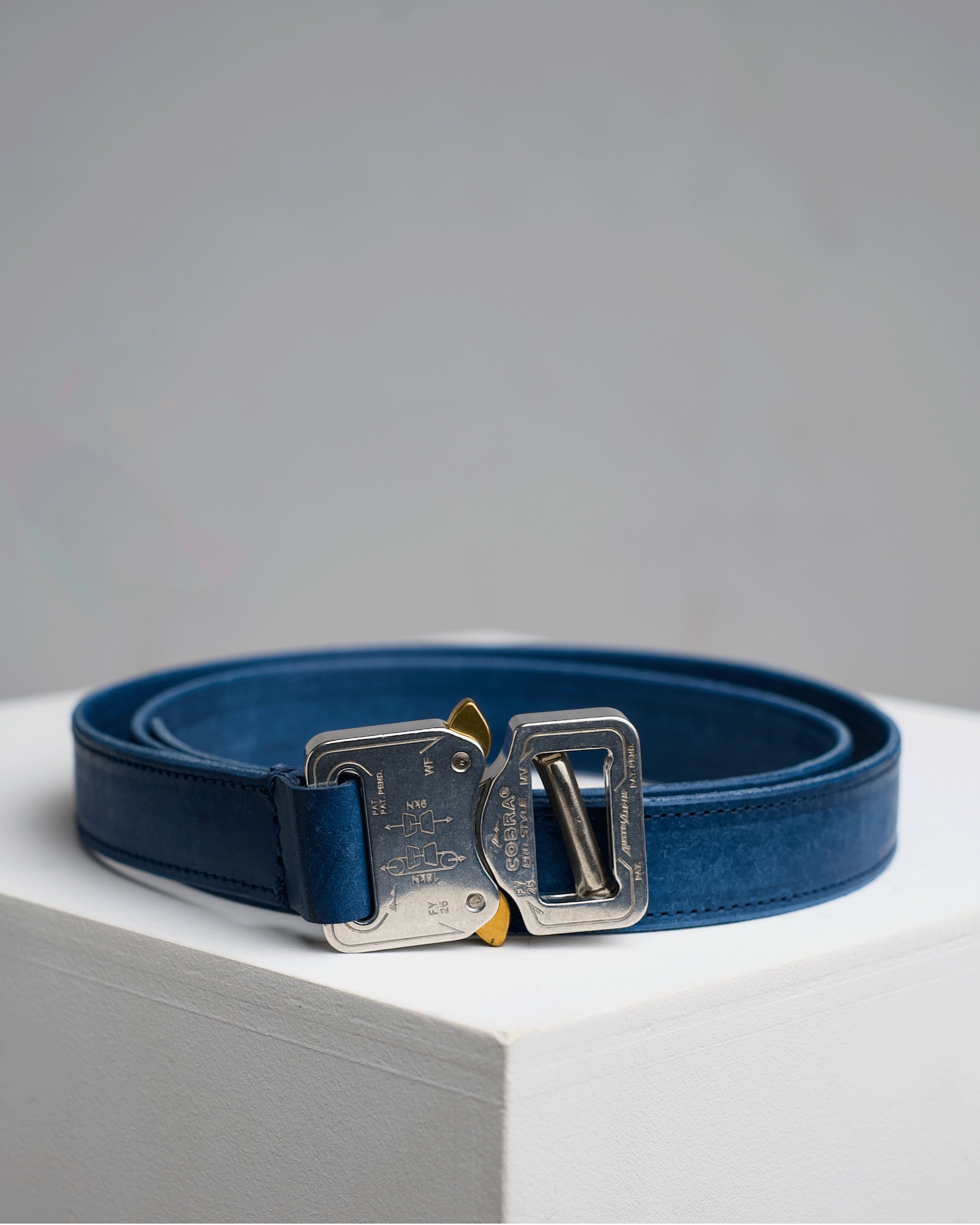 buckle belt margot