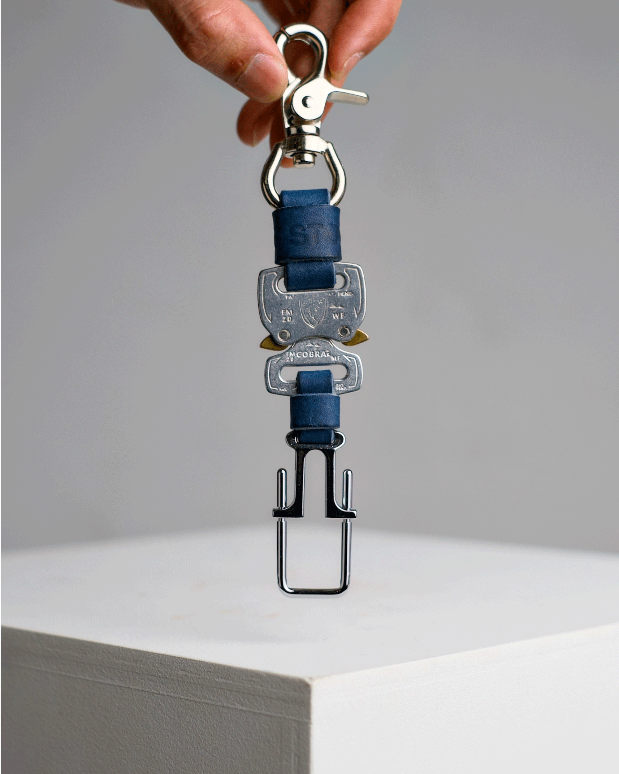 buckle key holder margot