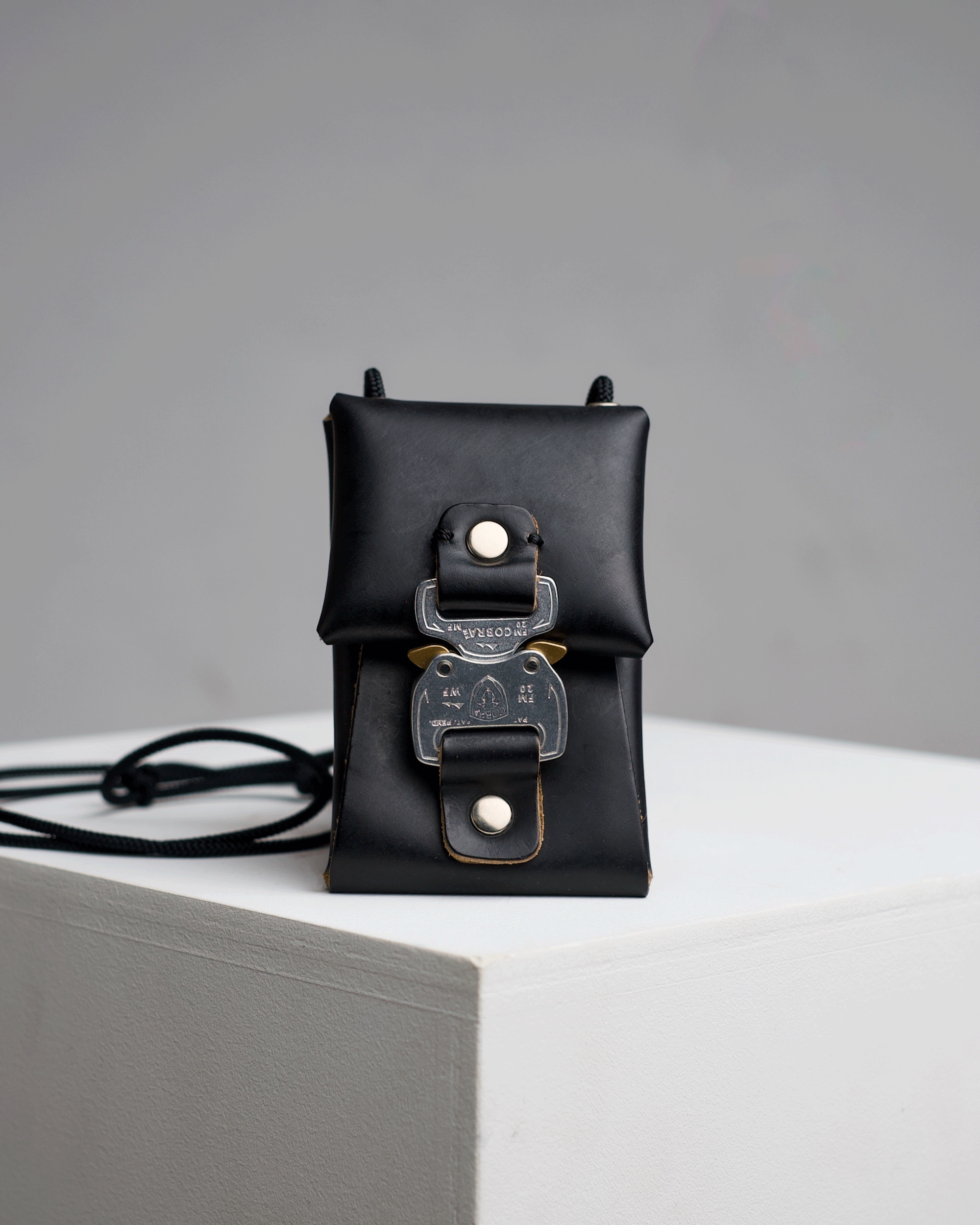 buckle wallet "micro with string"chromexcel